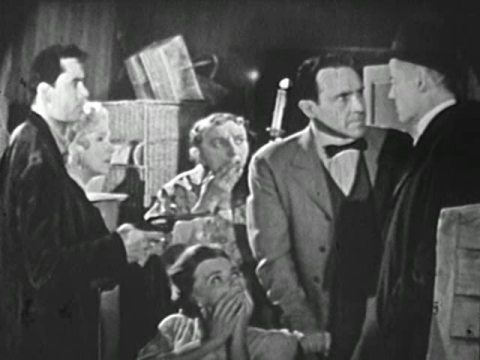 Martin Brooks, Helen Hayes, Dale Ogden, Margaret Hamilton, Jason Robards and Sheppered Strudwick in The Bat (1960)